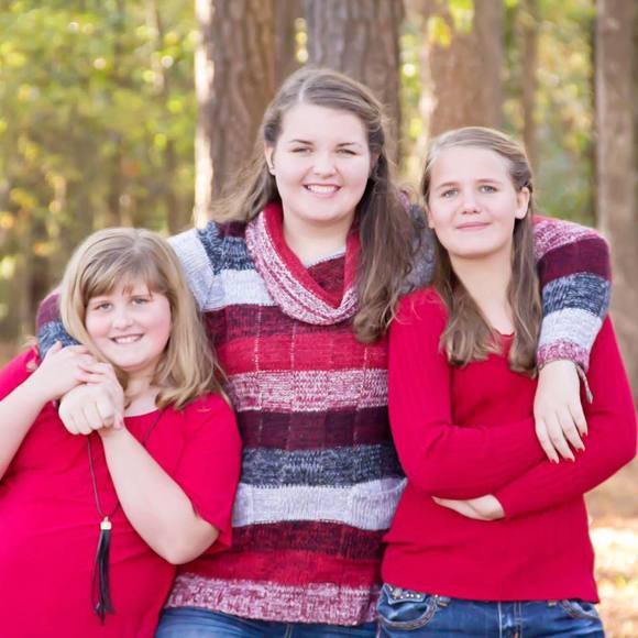 Meet your Posher, Georgina - Picture 1 of 1